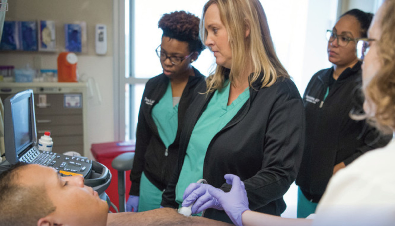 Point of Care Ultrasound for the Cardiologist and Non-Cardiologist Practitioner